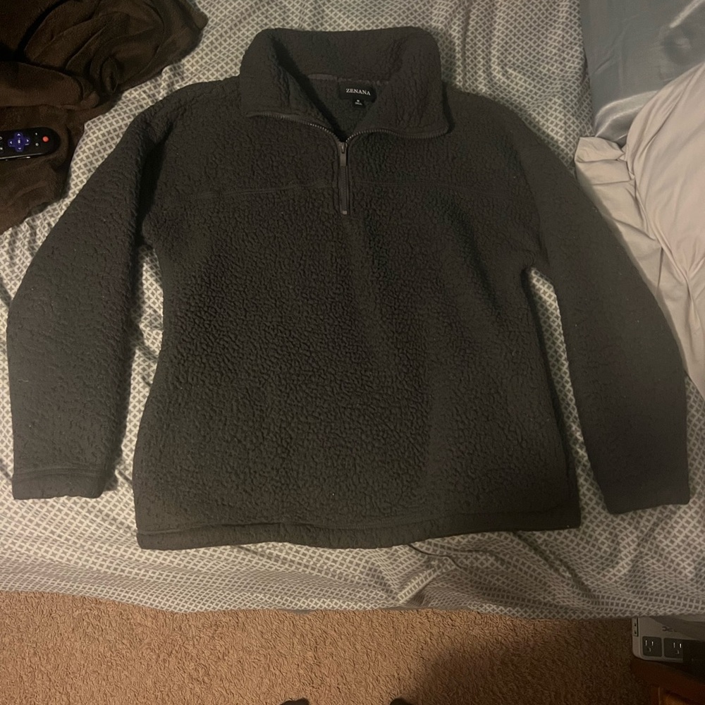 Fuzzy 1/4 Zip Up